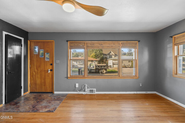 Property Photo:  205 3rd Street NW  ND 58554