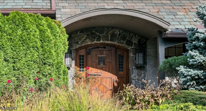 Property Photo:  140 Bellair Rd  NJ 07450 