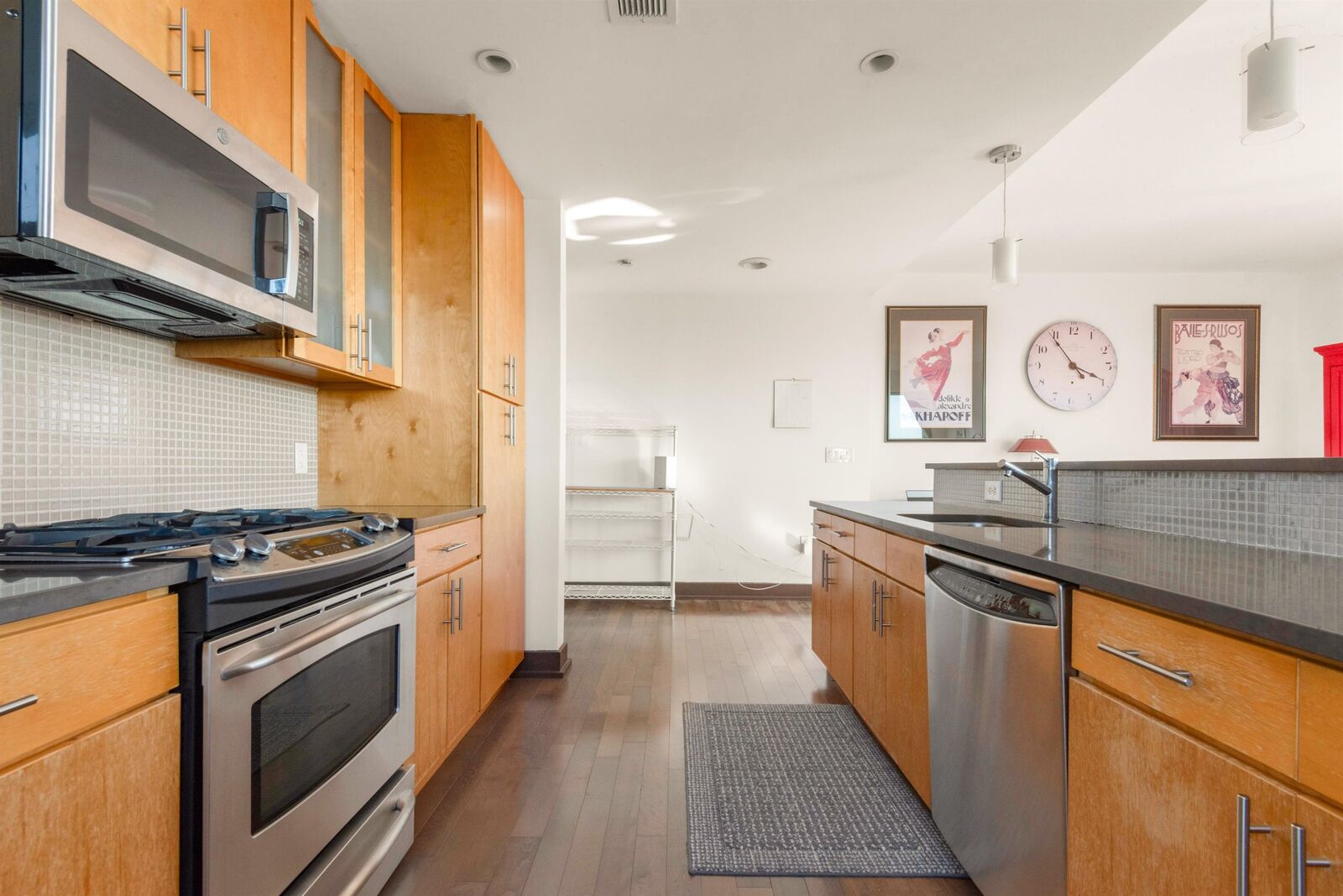 Property Photo: 3312 Hudson Ave 10B NJ 07087