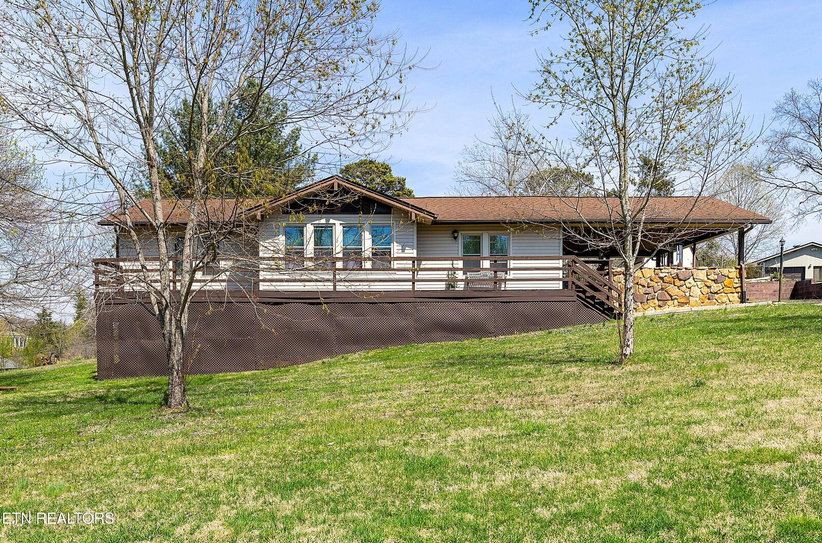 Property Photo:  115 Mynatt Circle  TN 37721 