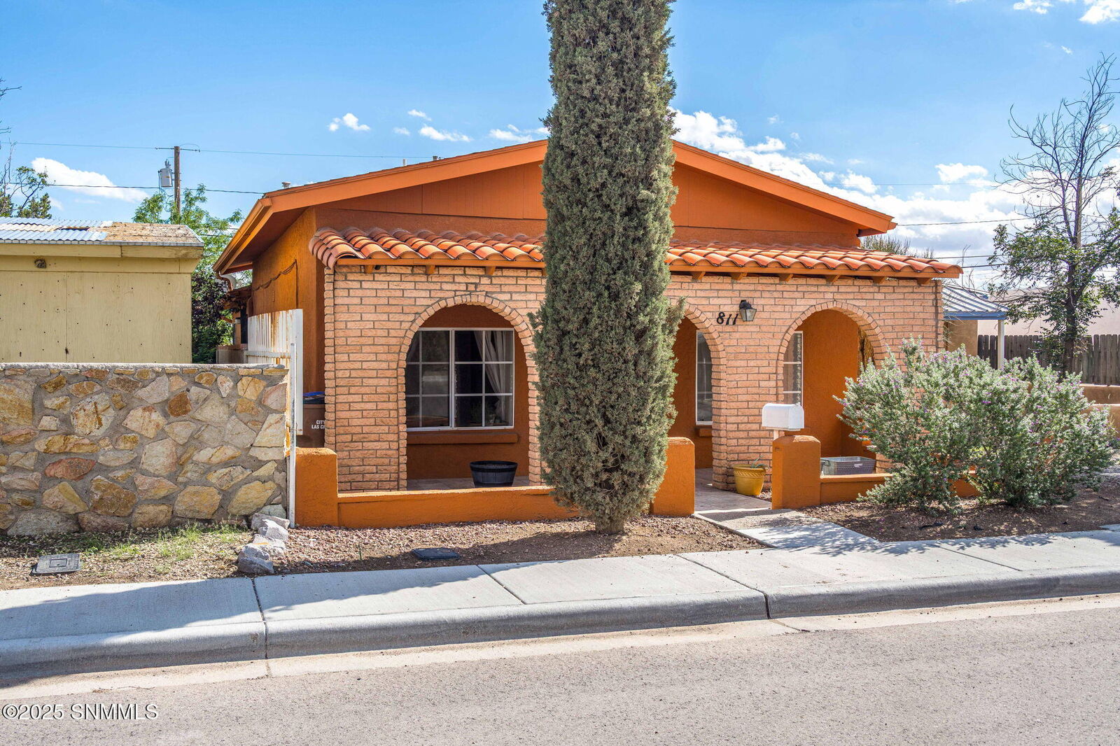 Property Photo: 811 McFie Avenue NM 88001