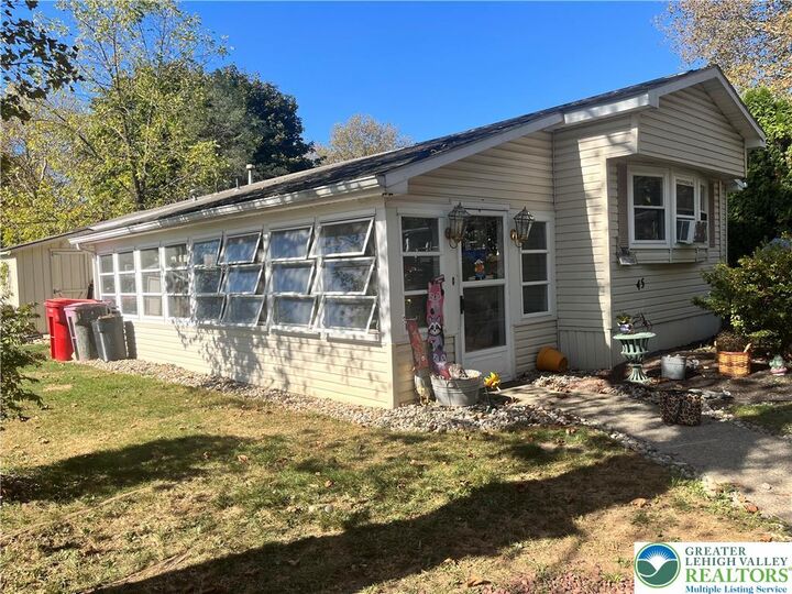 Property Photo: 45 Sycamore Drive PA 18014