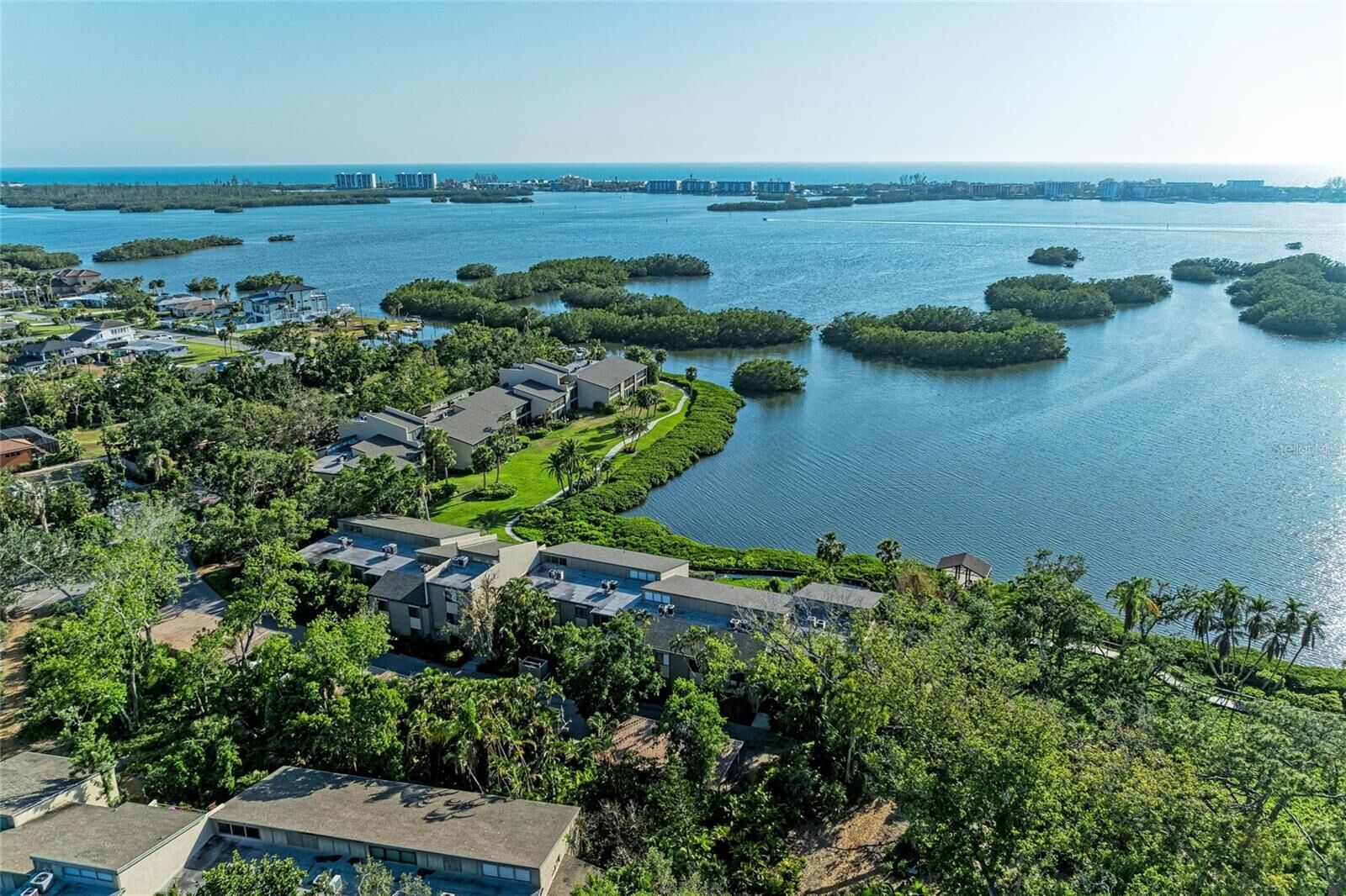 Property Photo: 1617 Bayhouse Court 121 FL 34231