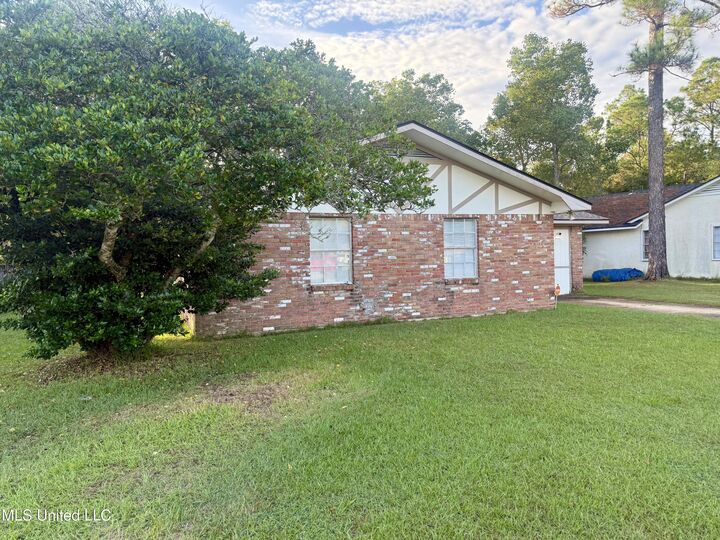 Property Photo: 5529 Prince George Drive MS 39553
