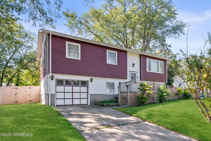Property Photo: 11 Spruce Terrace NJ 08527
