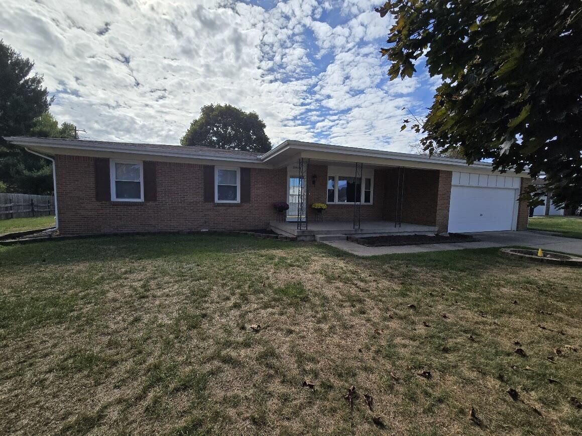 Property Photo: 20825 Emerald Ln Lane MI 49307