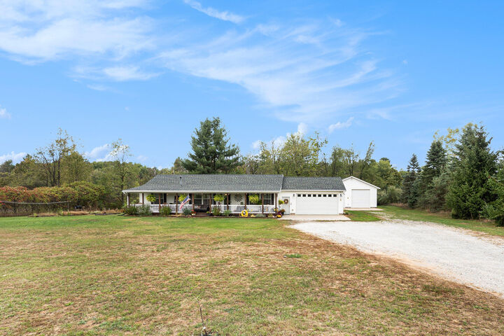 Property Photo: 5735 W 100th Street MI 49412
