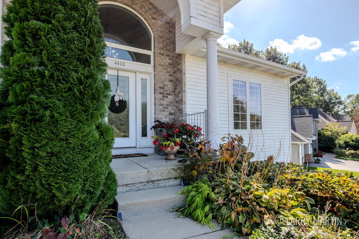 Property Photo: 4410 Abby Lane SW MI 49418