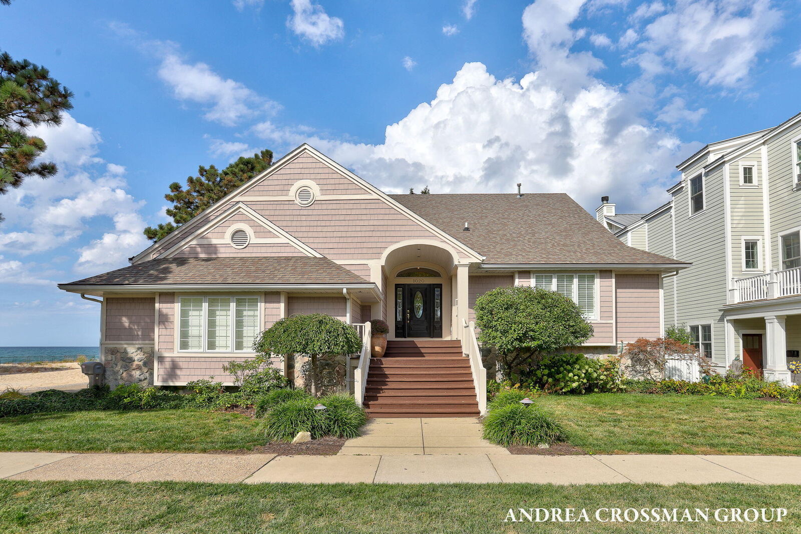 Property Photo: 1020 Lions Park Drive MI 49085