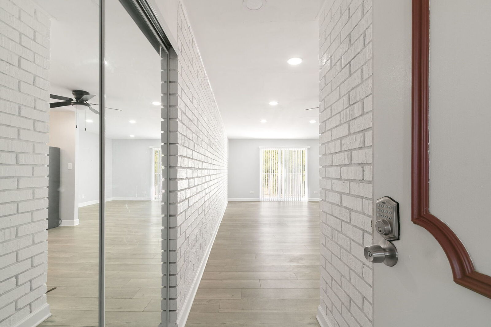 Property Photo: 17000 Novak Drive 105 IL 60429