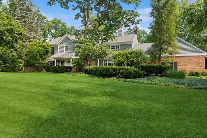 1448 Lawrence Avenue  Lake Forest IL 60045 photo