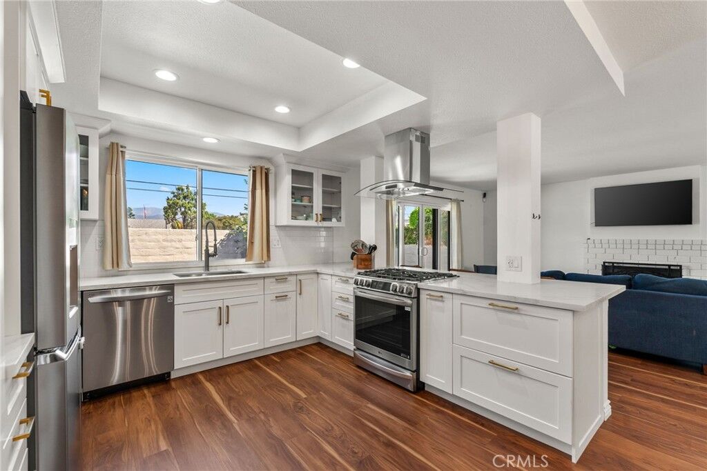 Property Photo:  2261 E Badillo  CA 91724 