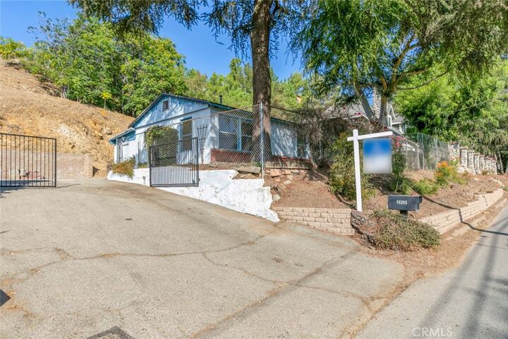 Property Photo: 10205 Wheatland Avenue CA 91040