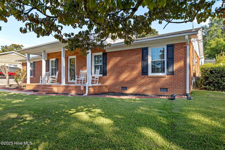 Property Photo: 4950 Pinewood Drive NC 28348