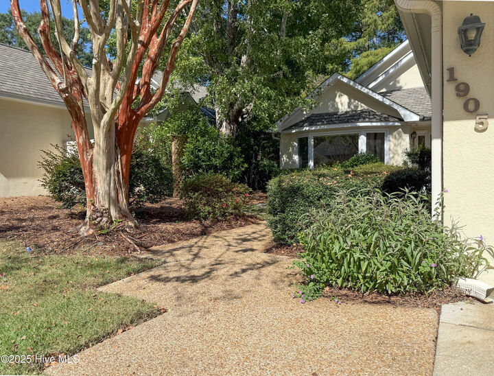 Property Photo:  1905 Staunton Court  NC 28405 