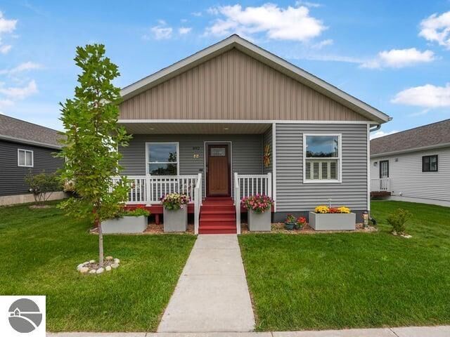 892 Sienna Street  Traverse City MI 49696 photo