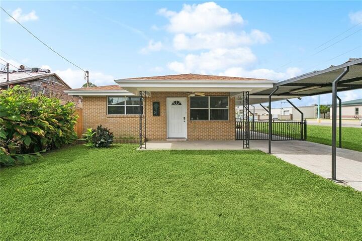 Property Photo:  3620 Sinclair Street  LA 70043