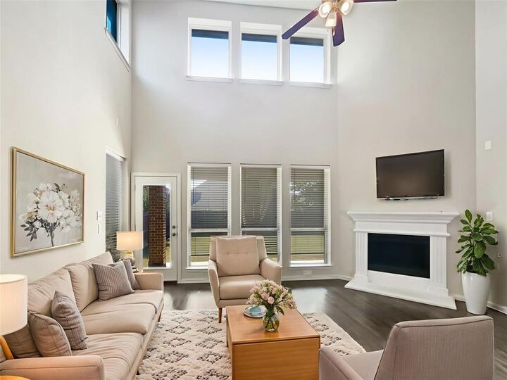 Property Photo: 5517 Grove Cove Drive TX 75071