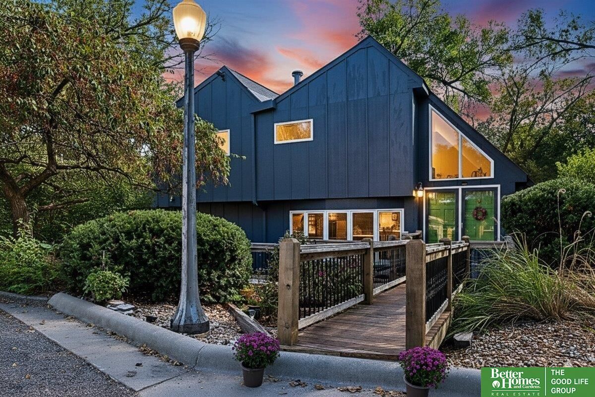 Property Photo:  605 Ridge Road  IA 51503 