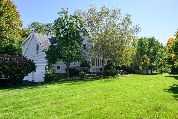 Property Photo:  6 Horton Drive  MA 02766 
