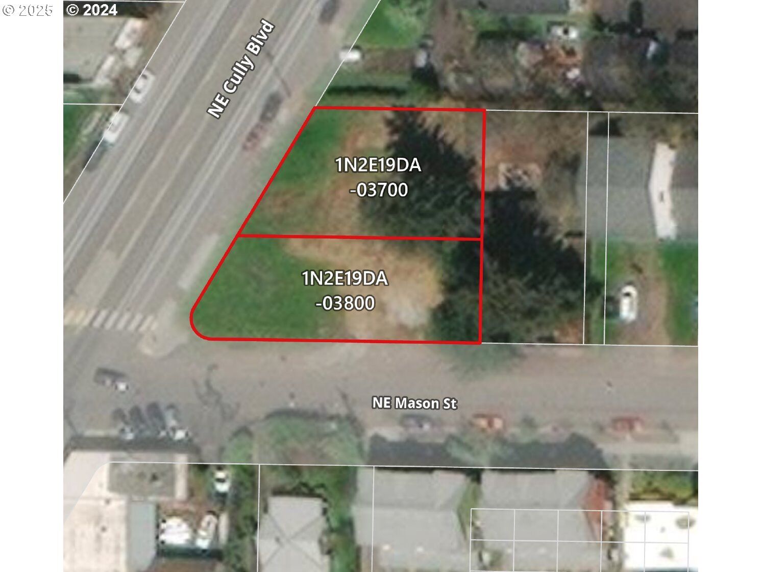 Property Photo:  NE Cully And NE Mason Blvd  OR 97218 