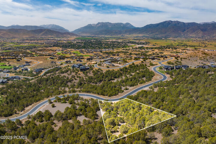 Property Photo: 2653 E La Sal Peak Dr UT 84032