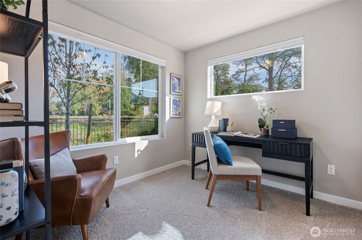 Property Photo: 14424 Madison Way E6 WA 98087