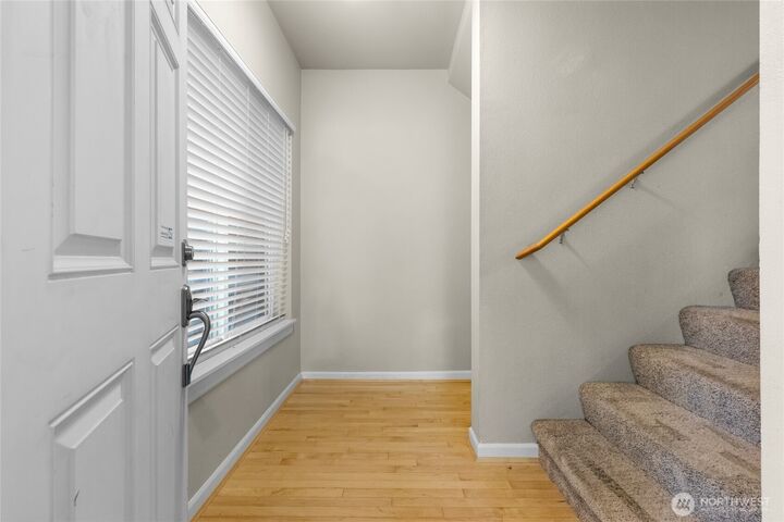 Property Photo:  444  50th Street SE  WA 98092