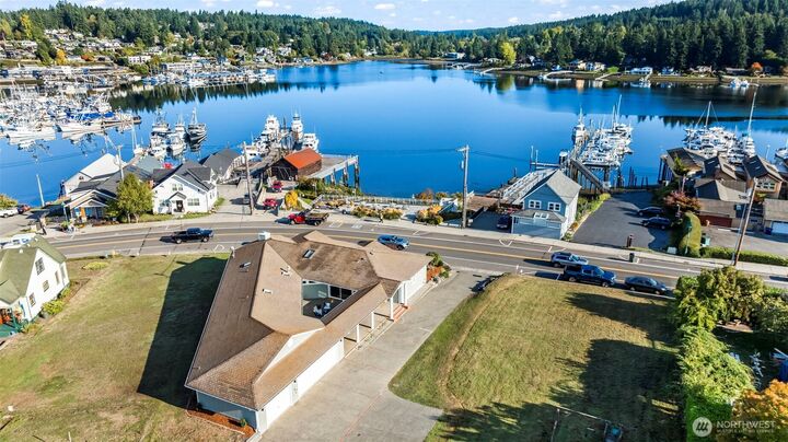 3526  Harborview Drive  Gig Harbor WA 98332 photo