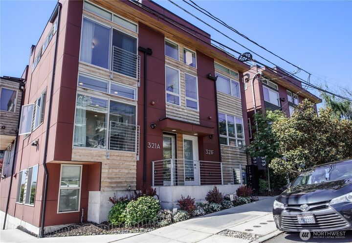 Property Photo:  321 W Olympic Place A  WA 98119 