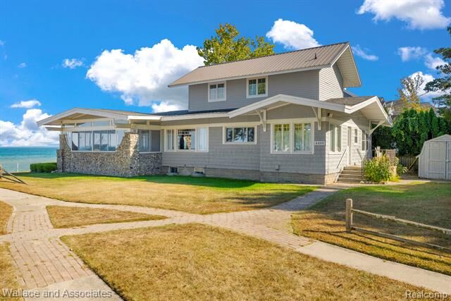 4488 Gratiot Avenue  Port Huron MI 48060 photo
