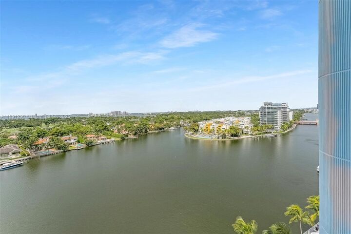 Property Photo:  5838 Collins Ave 11B  FL 33140 