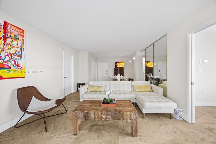 5555 Collins Ave 4B  Miami Beach FL 33140 photo