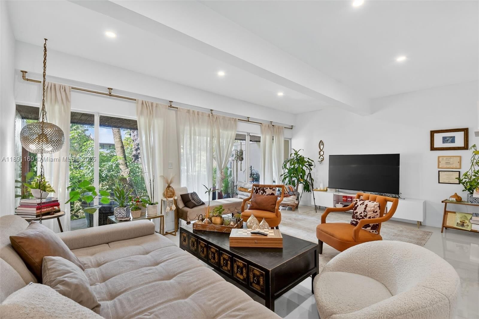 Property Photo:  19220 NE 25th Ave 274B  FL 33180 