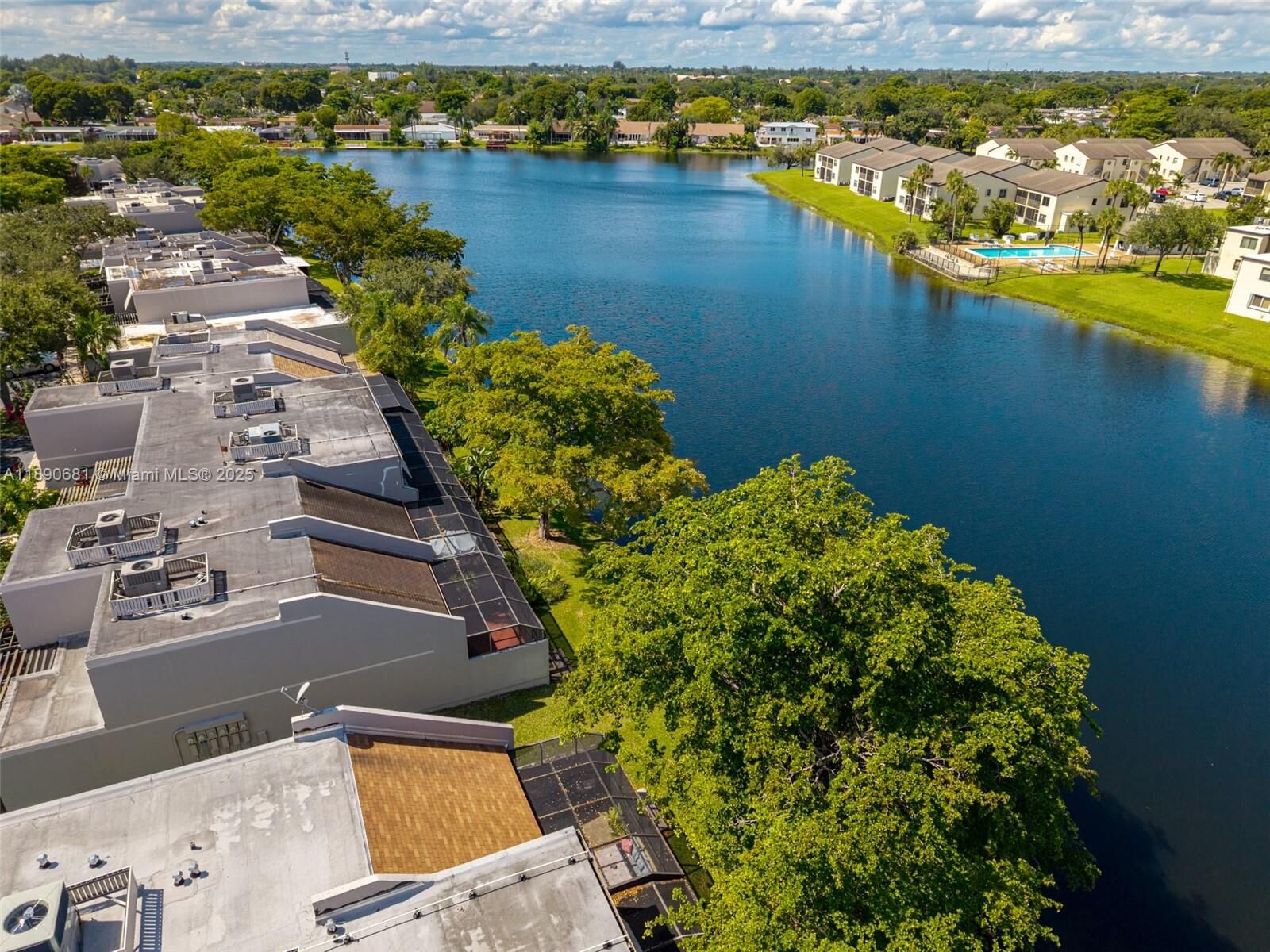 Property Photo: 11225 NW 16th Ct FL 33026