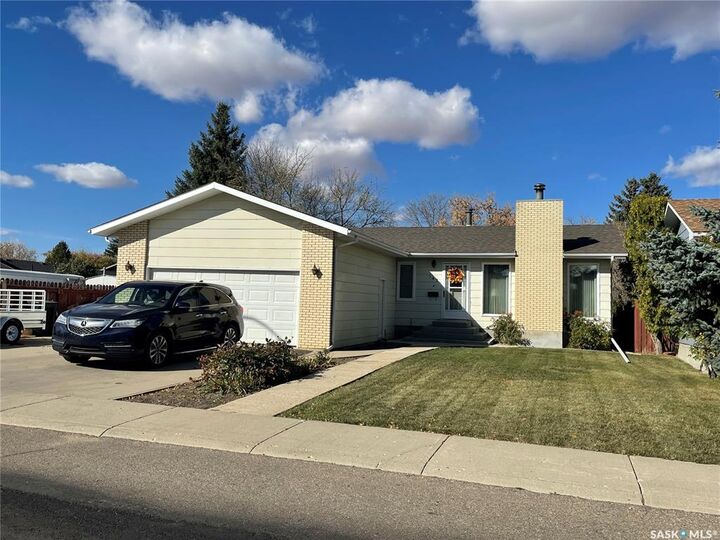 147 Arrand Crescent  Saskatoon SK S7M 5A3 photo