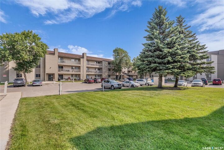 207C Tait Place 106  Saskatoon SK S7H 5L8 photo