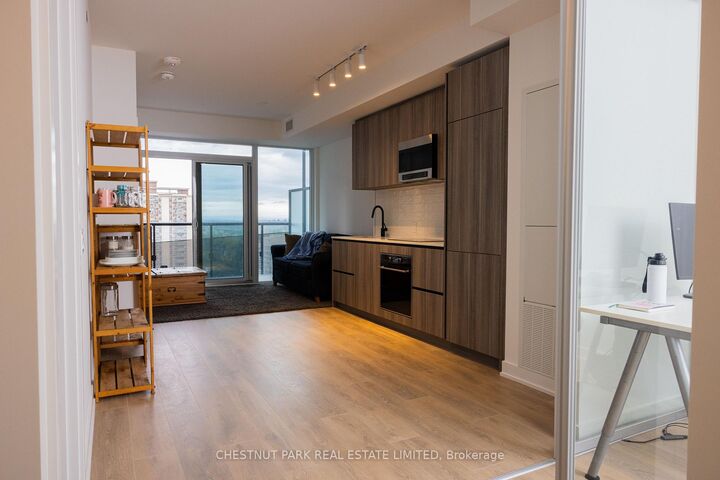 117 Broadway Avenue 1807 — photo 1