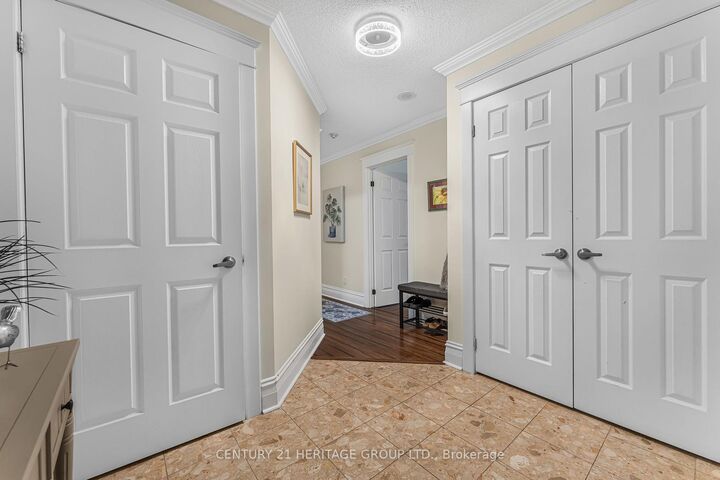 Property Photo: 67 Caroline Street S 102 ON L8P 3K6