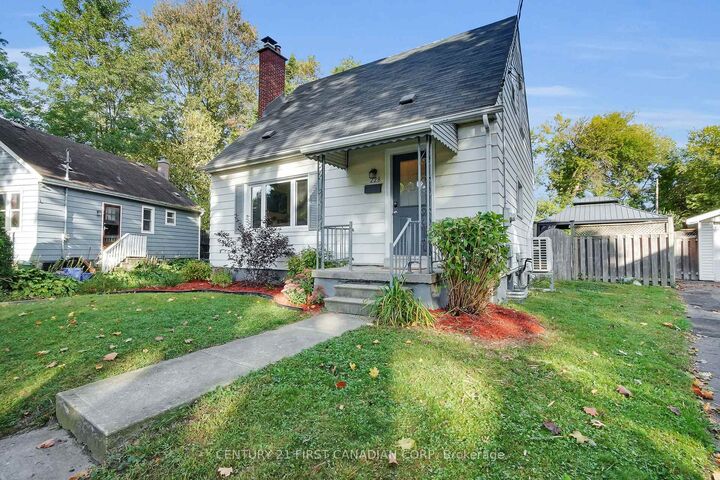 Property Photo: 228 Fellner Avenue ON N5W 4H5