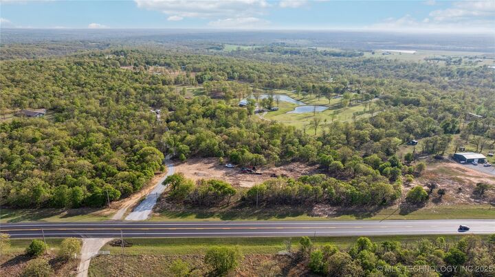 Property Photo:  32380 W Old Highway 33 Road  OK 74010 
