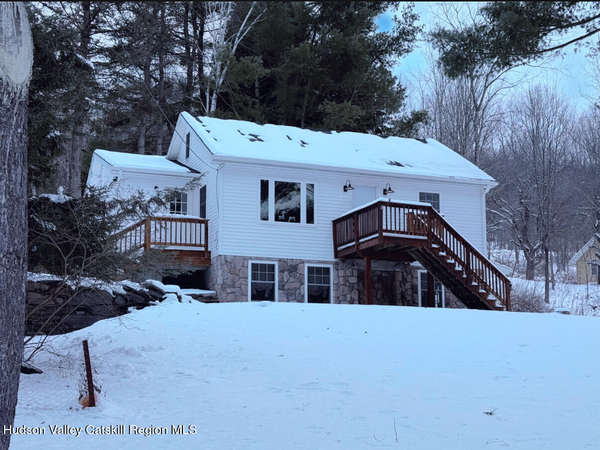 Property Photo:  7 Karlstadt  NY 12496 