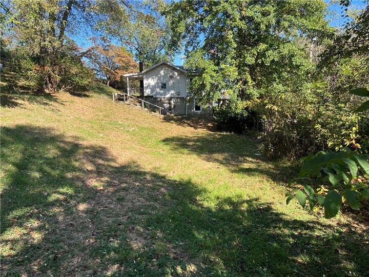Property Photo:  530 Maine Street  PA 15146 