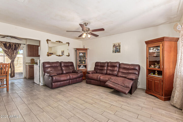 Property Photo: 4634 W Weldon Avenue AZ 85031