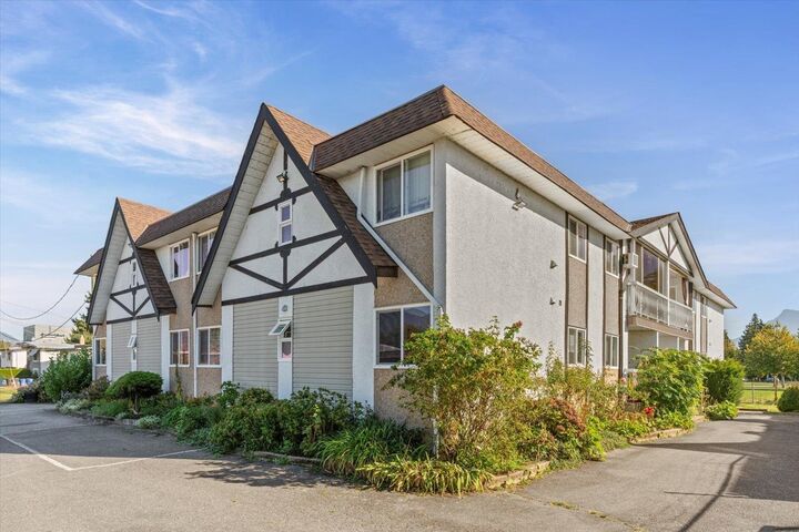 Photo de la propriété: 9516 Rotary Street 203 BC V2P 2W5