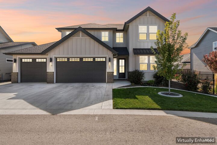 Property Photo: 2383 E Valensole St. ID 83642