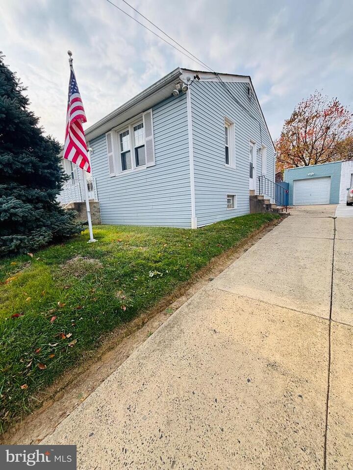 Property Photo: 8012 Lawndale Avenue PA 19111