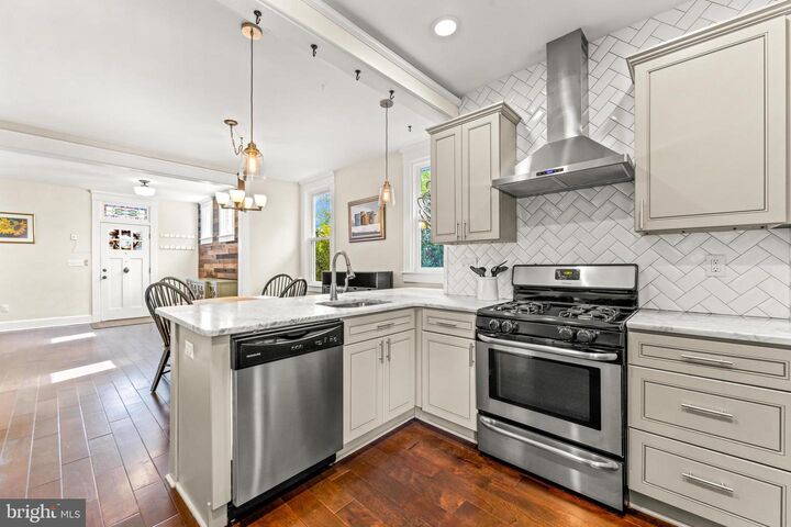 Property Photo: 40 N Prospect Avenue MD 21228