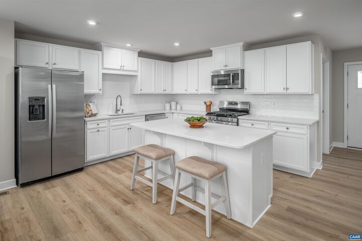 Property Photo: 5177 Lazy Branch Ln VA 22947