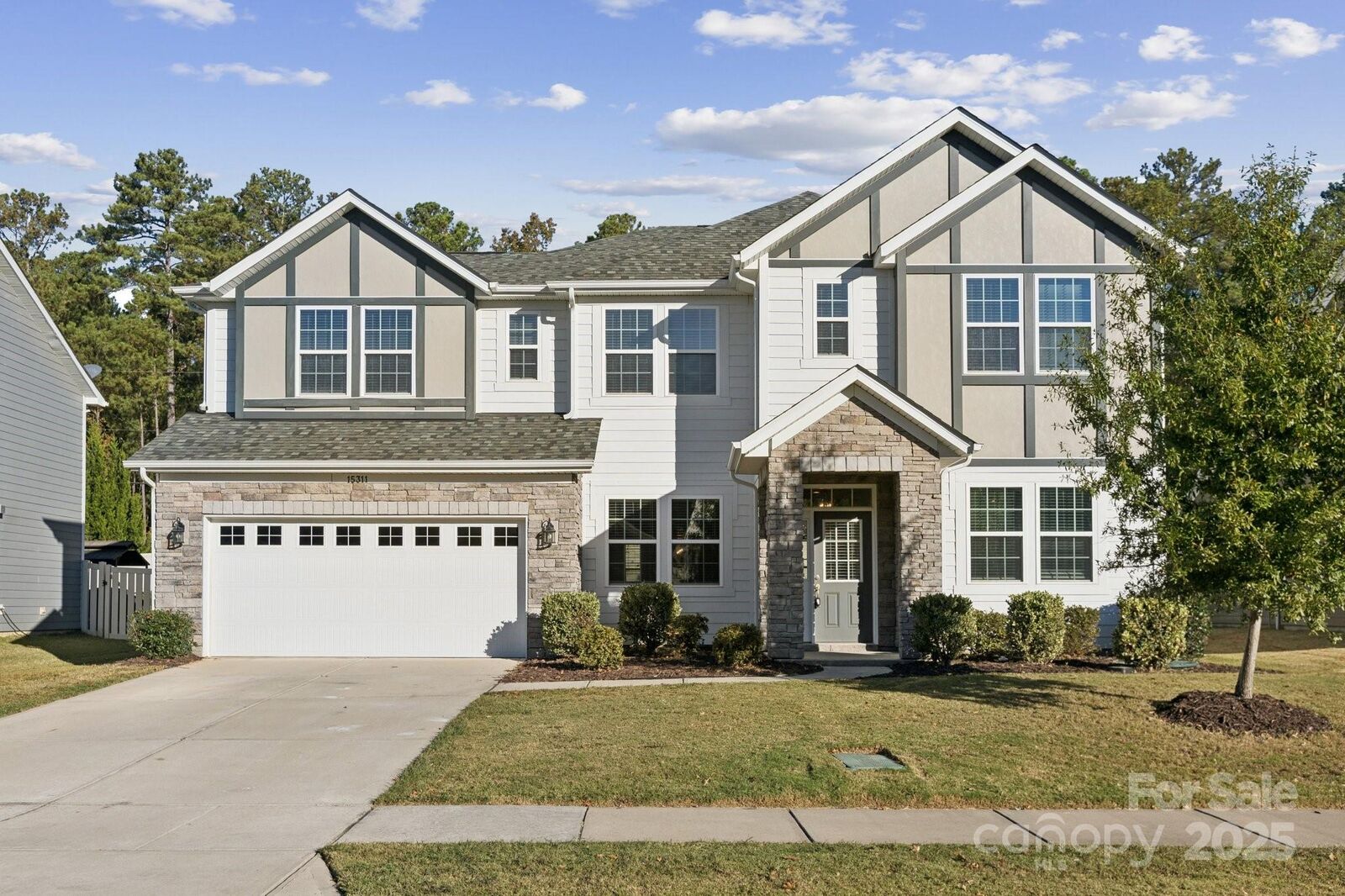 Property Photo: 15311 Red Canoe Way NC 28278